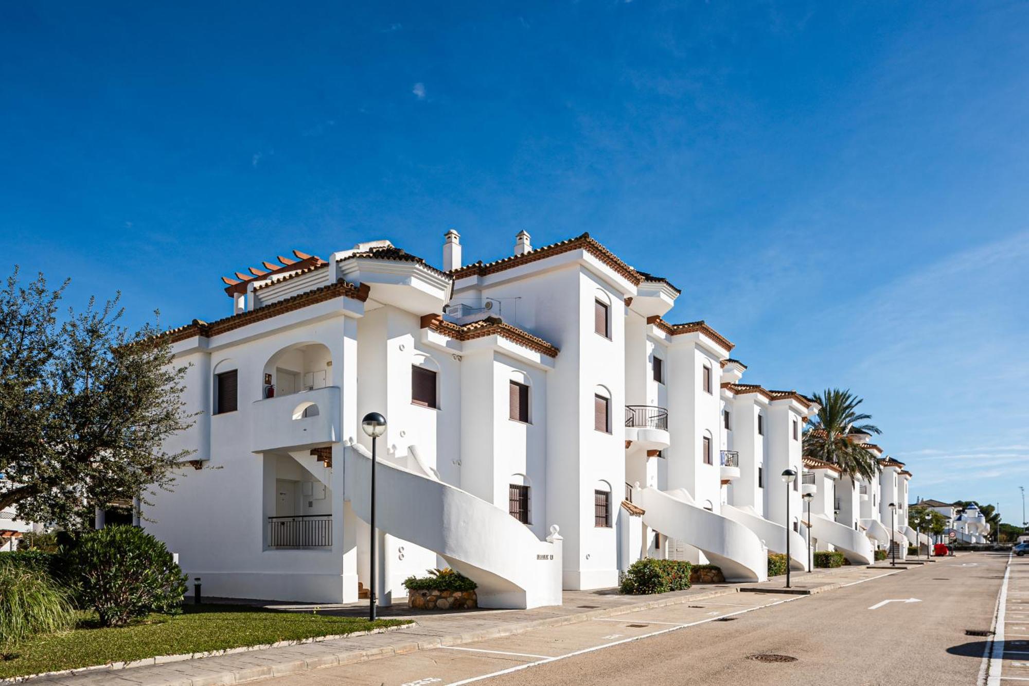 Apartamento Familiar Muy Soleado Cerca De La Playa Y Parking Incluido Chiclana de la Frontera Eksteriør bilde